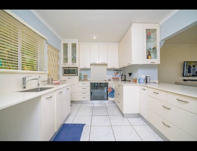 3 BEDROOM SIMPLEX FOR SALE IN WESTVILLE